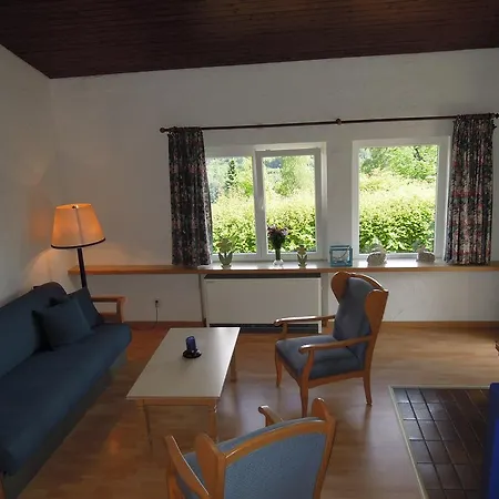 Landhuis Eifel Casa de Férias Biersdorf