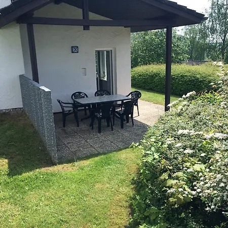 Landhuis Eifel Casa de Férias *
